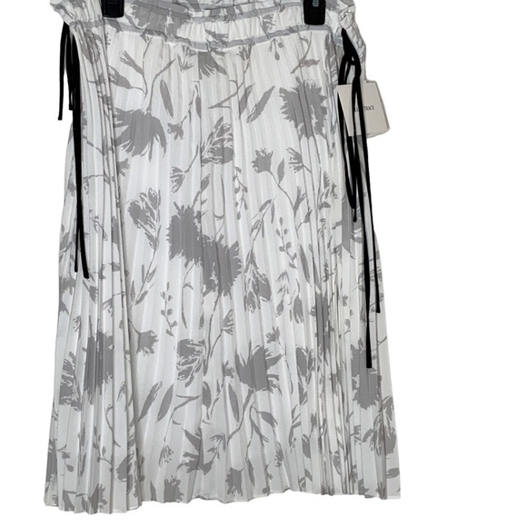 ELLEN Tracy white shadow bloom pleated skirt with side ties. NWT. Size 14 - Picture 3 of 6